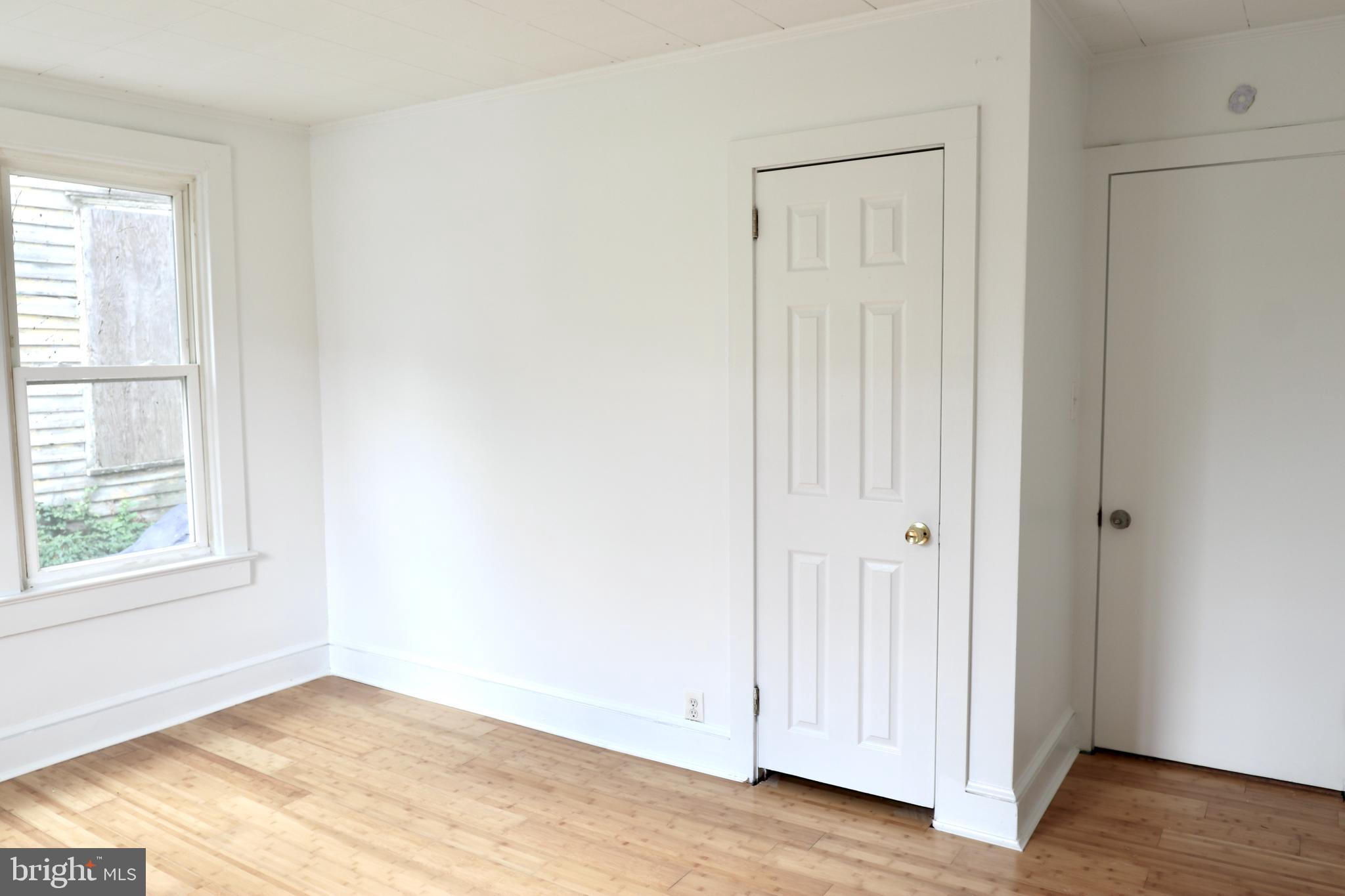149 S Main STREET Unit: 1