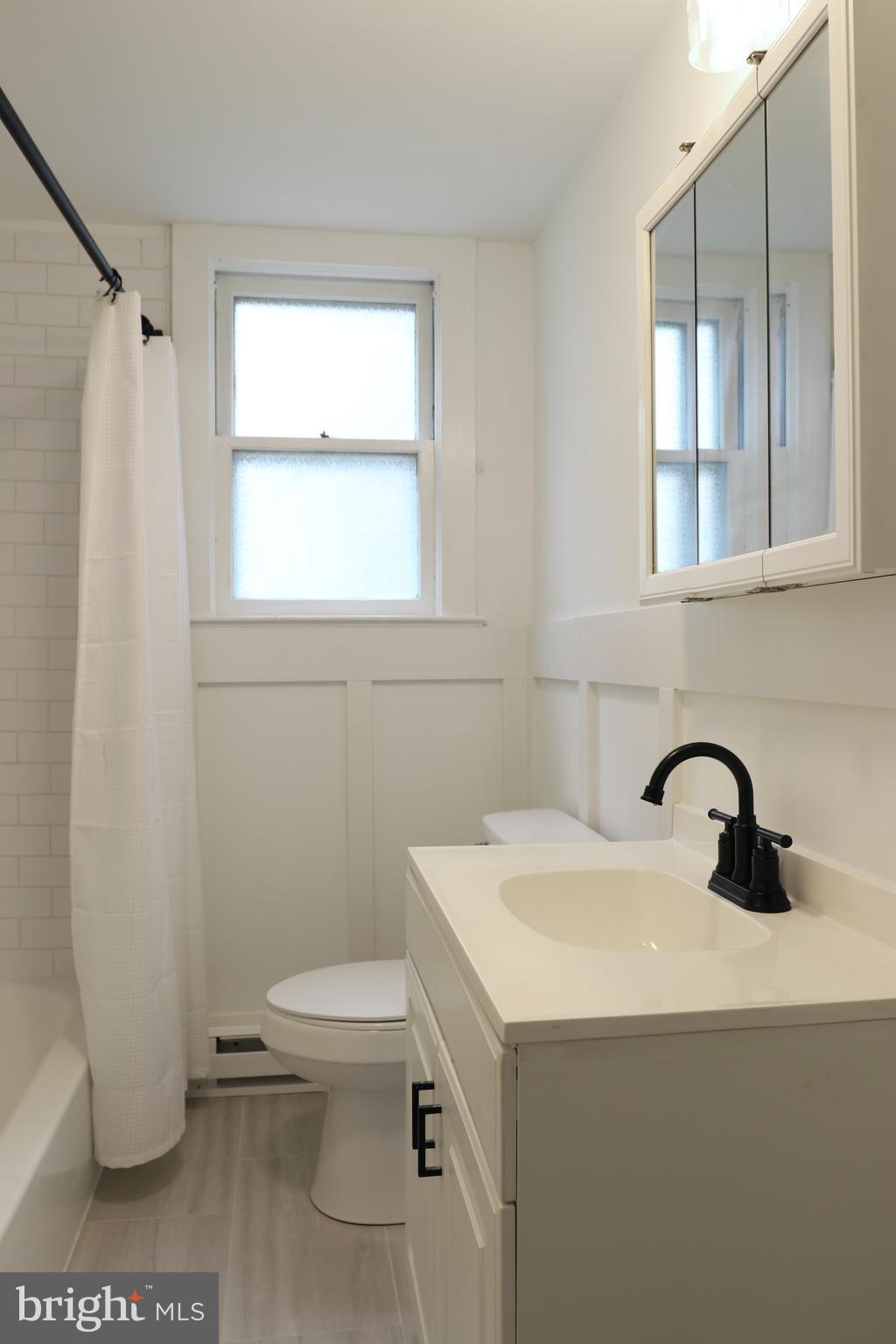 149 S Main STREET Unit: 1