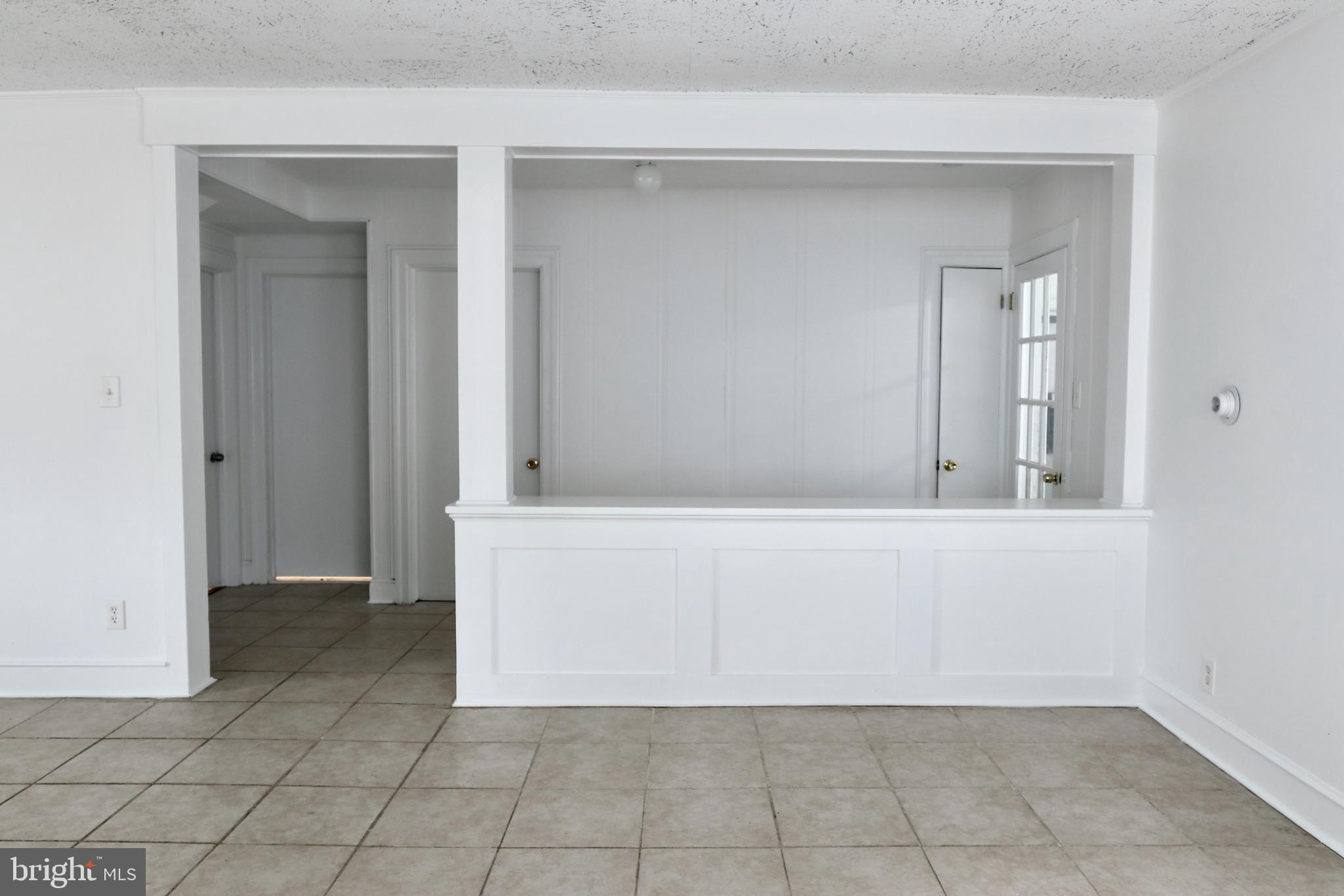 149 S Main STREET Unit: 1