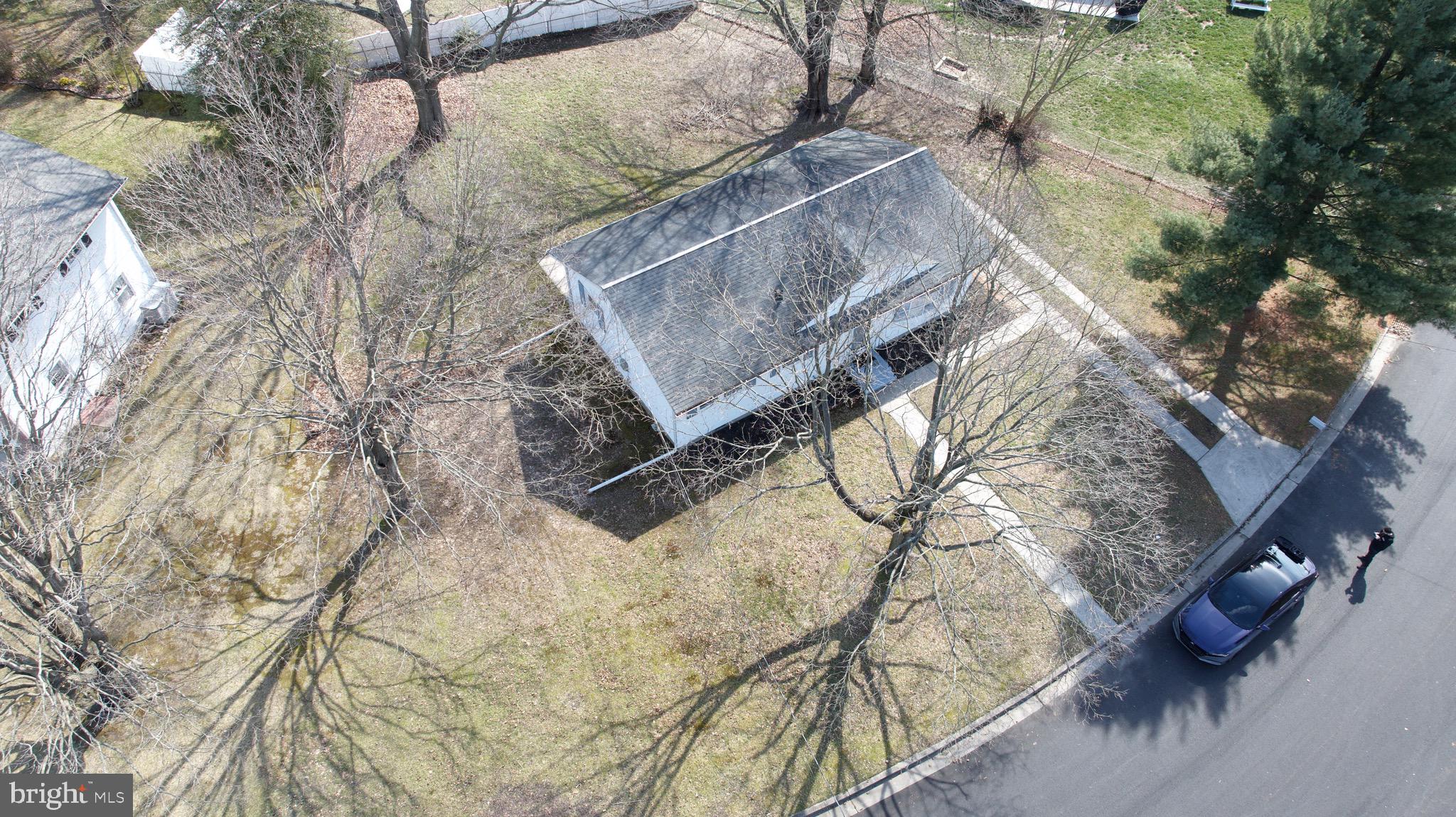 1 Delaware Dr