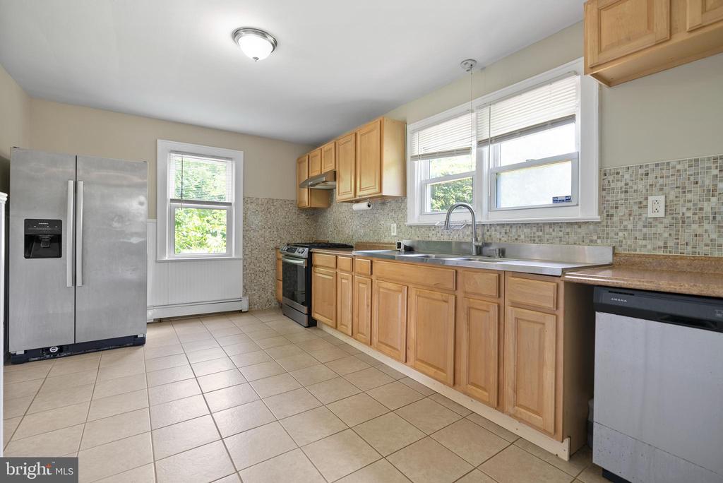 8 Kent Ave