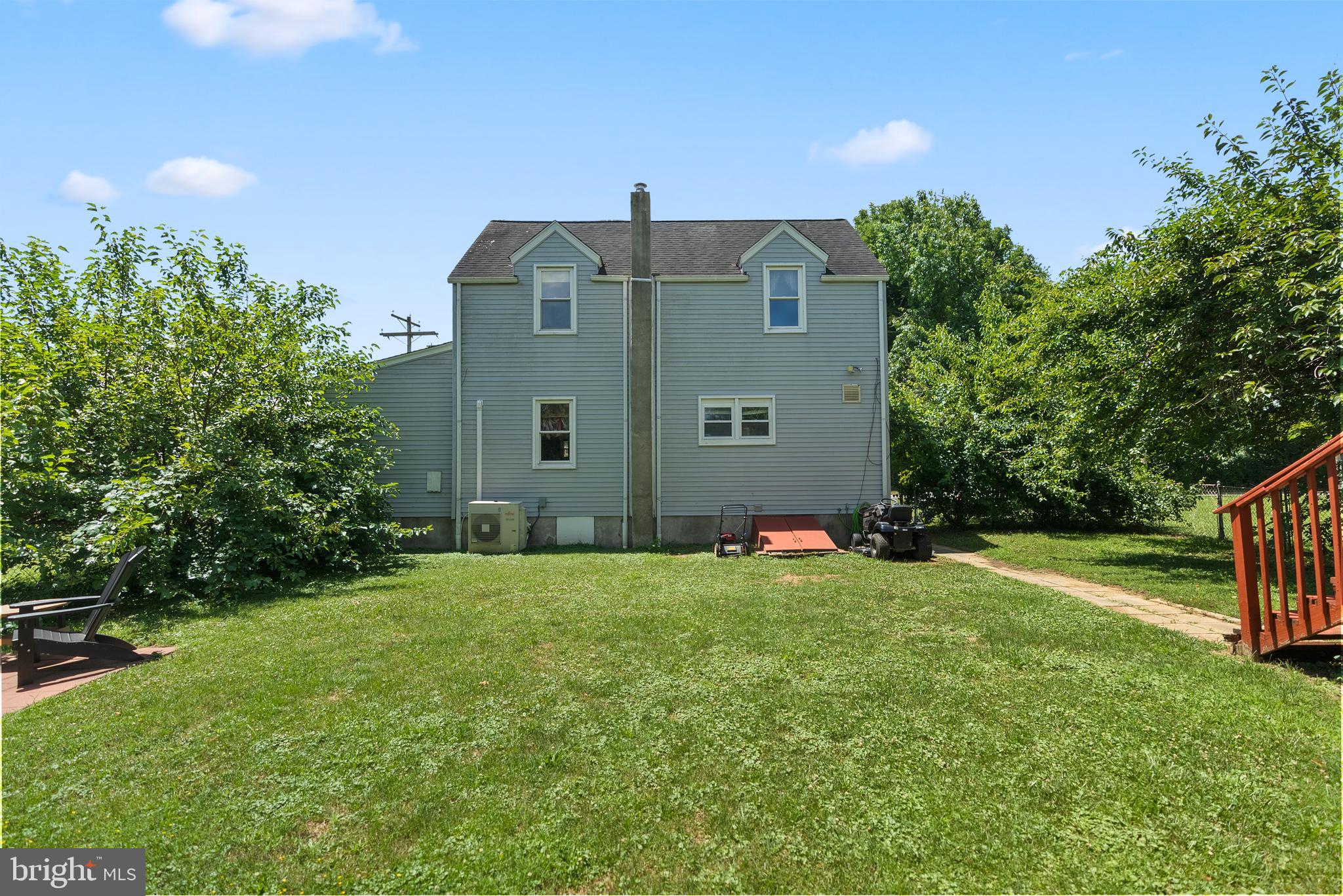 8 Kent Ave