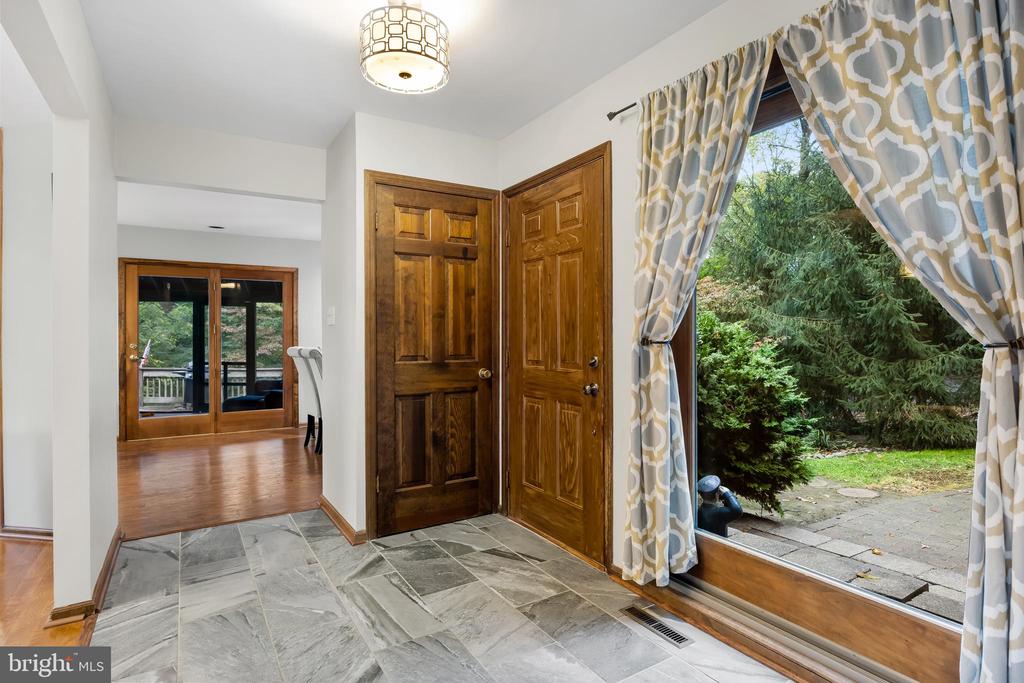 42 Birch Ln