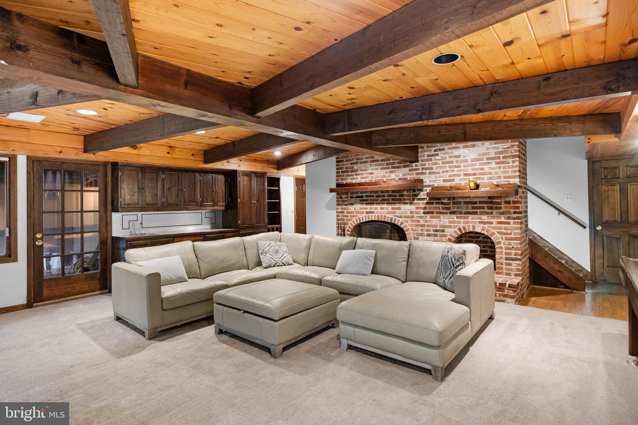 42 Birch Ln