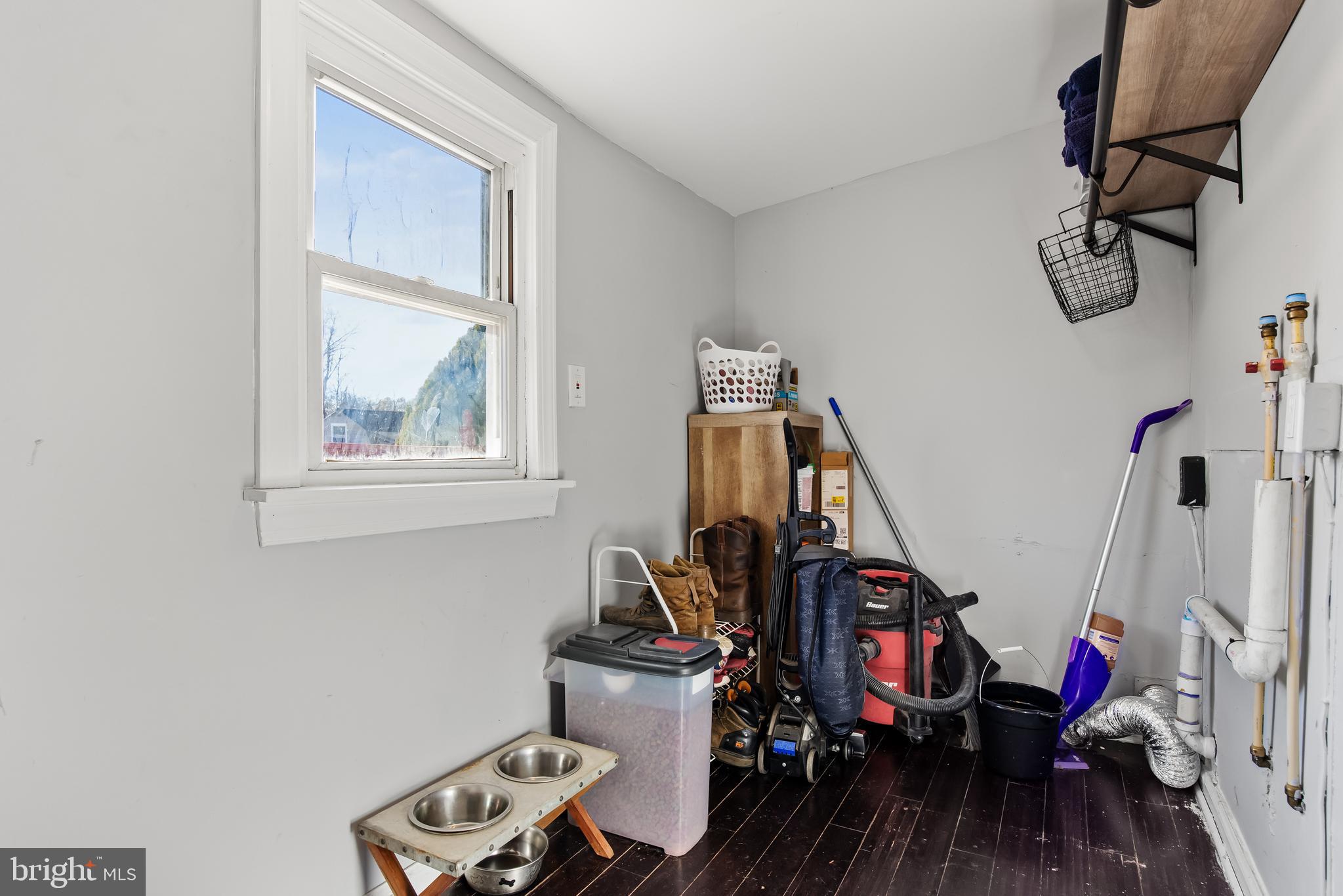 120 E Millbrooke Ave