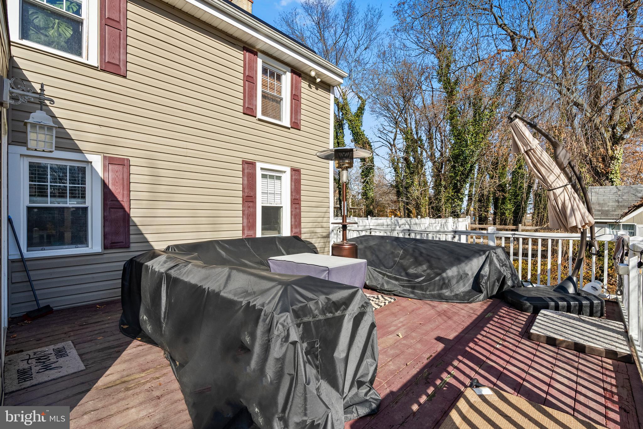 1096 Kings Hwy