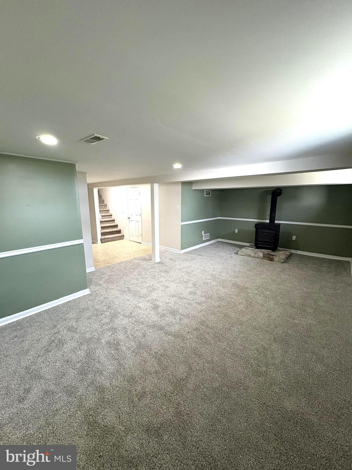 83 CASTLE HEIGHTS AVENUE