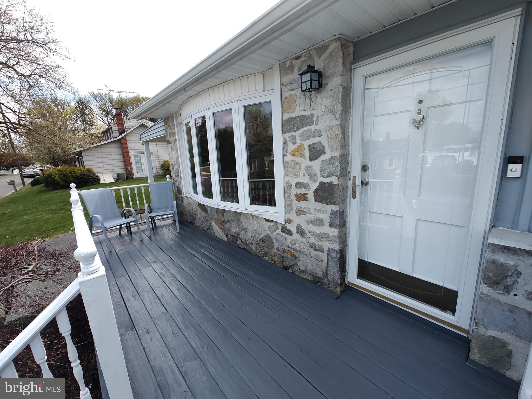 83 CASTLE HEIGHTS AVENUE