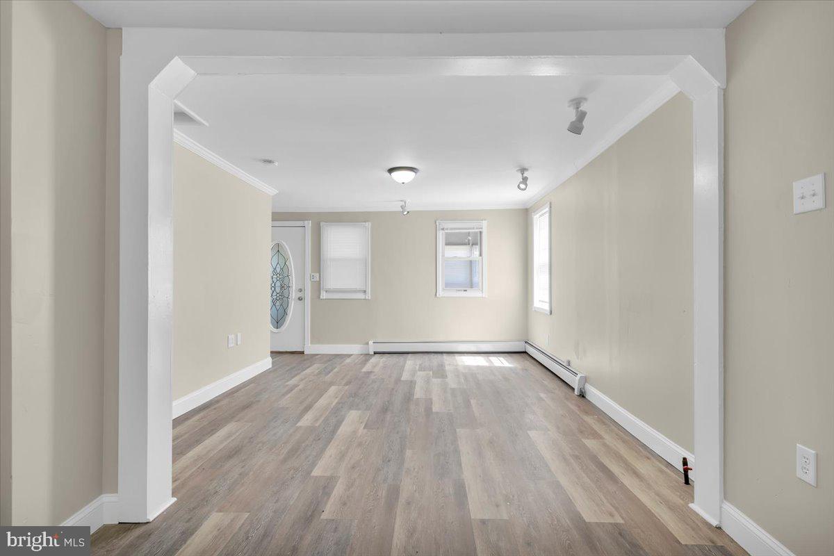 105 LAFAYETTE ROAD