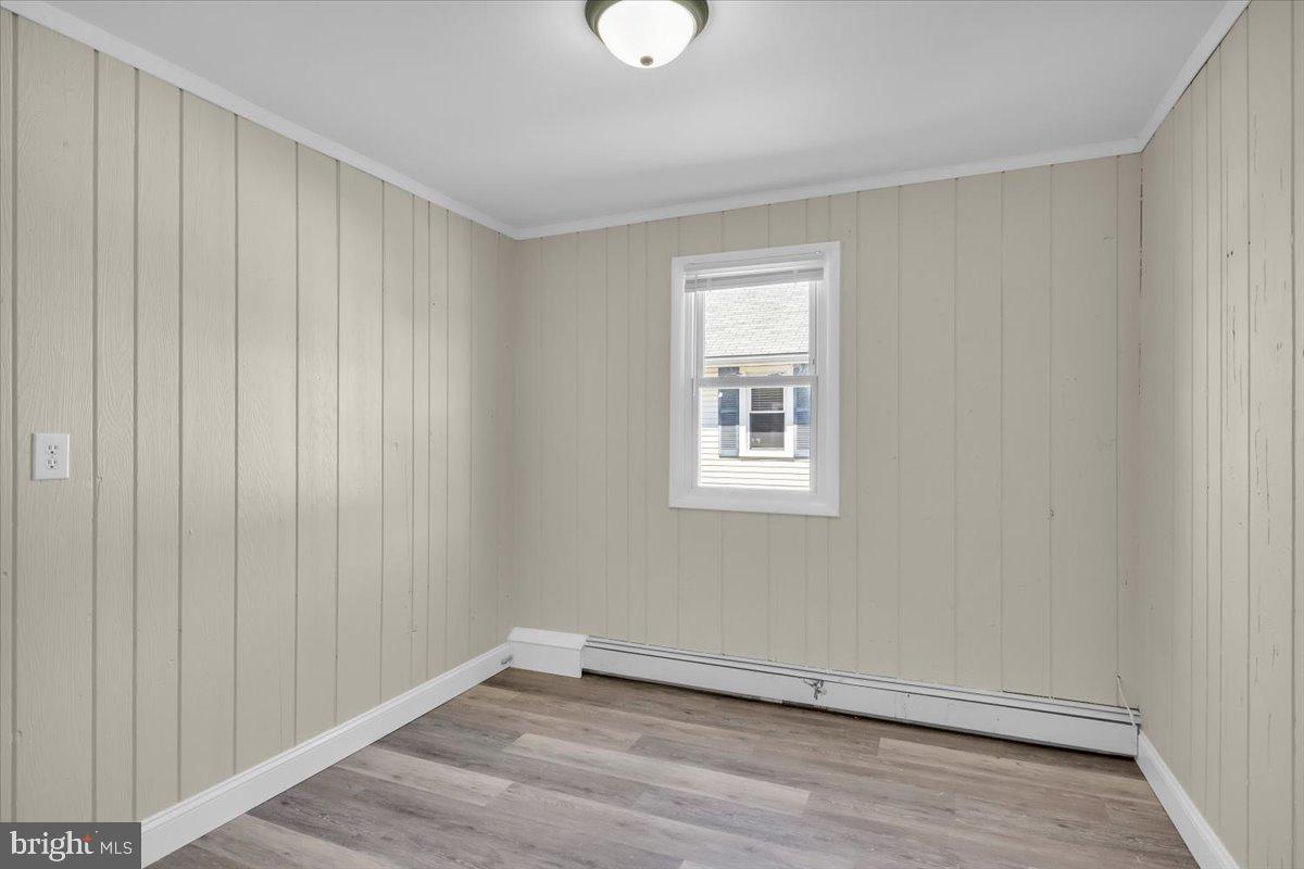 105 LAFAYETTE ROAD