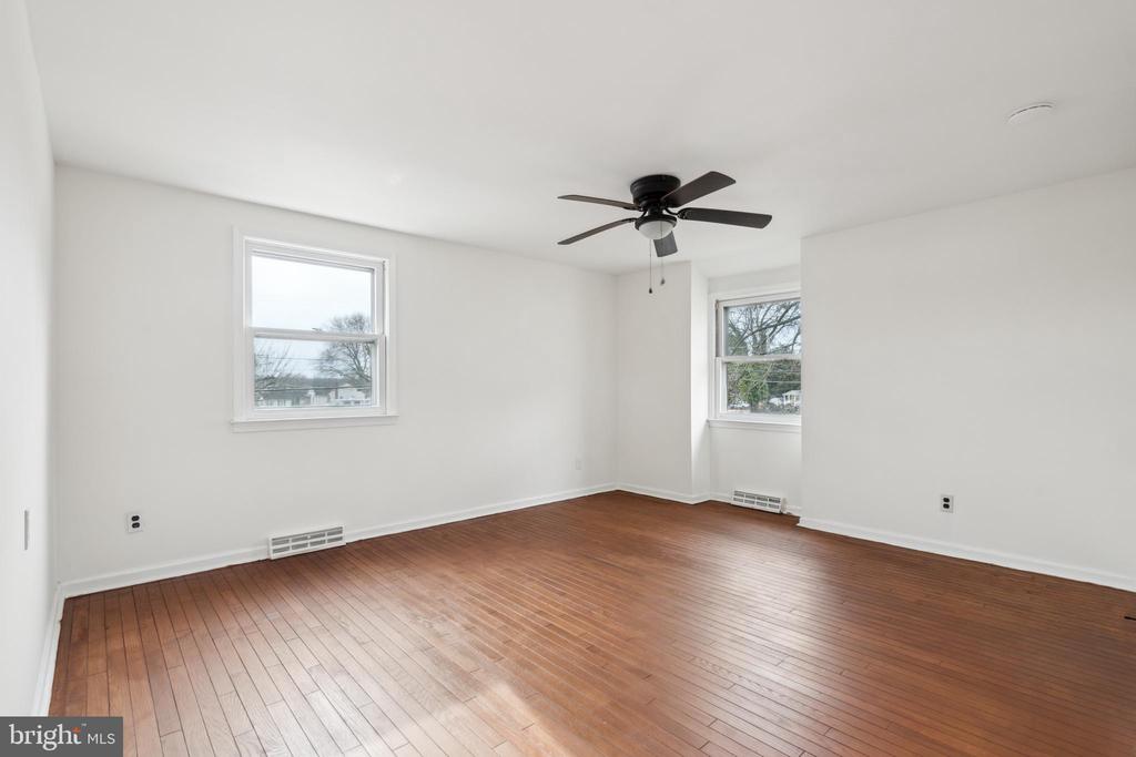 194 HIGHLAND AVENUE