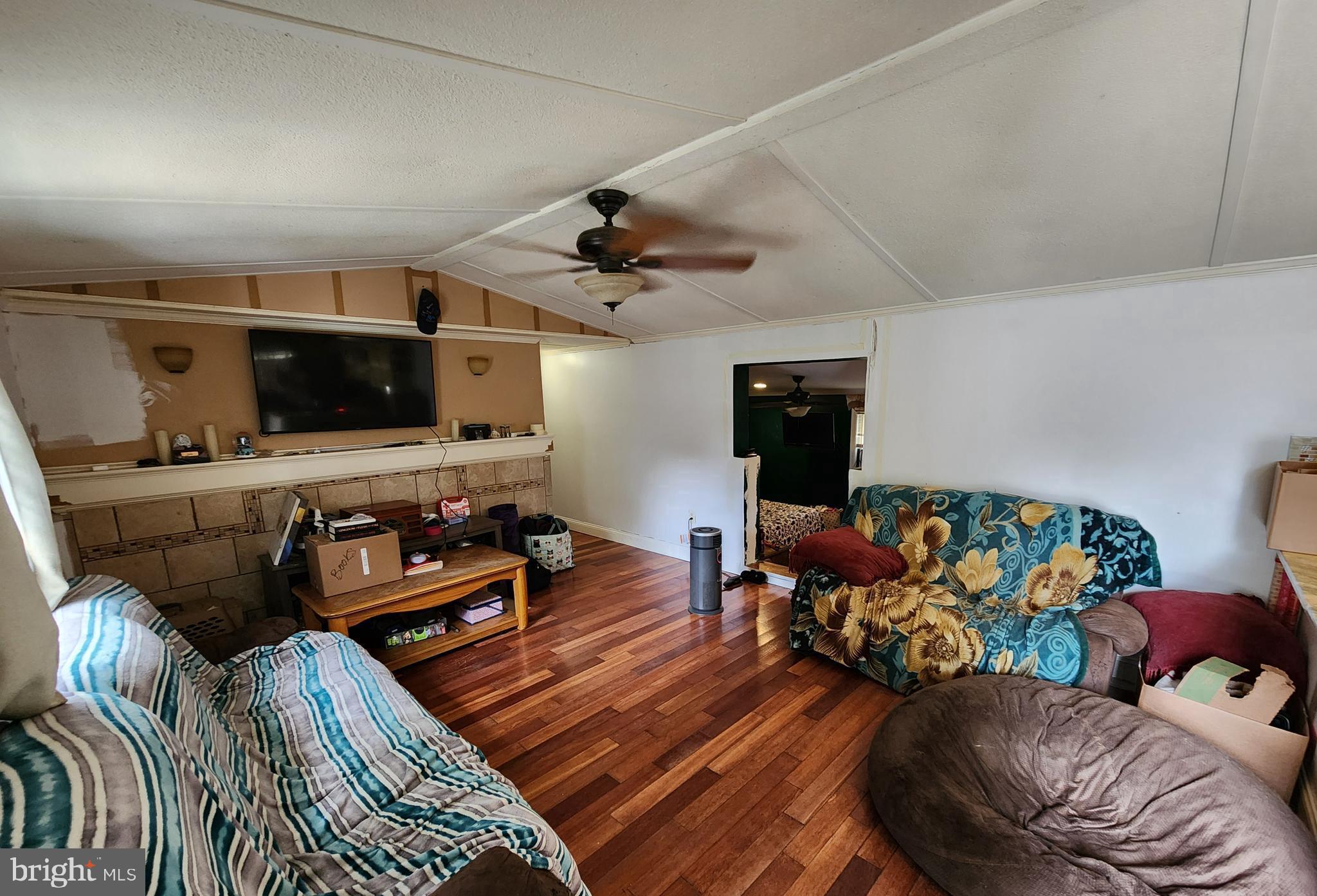 5 BRIARWOOD LN