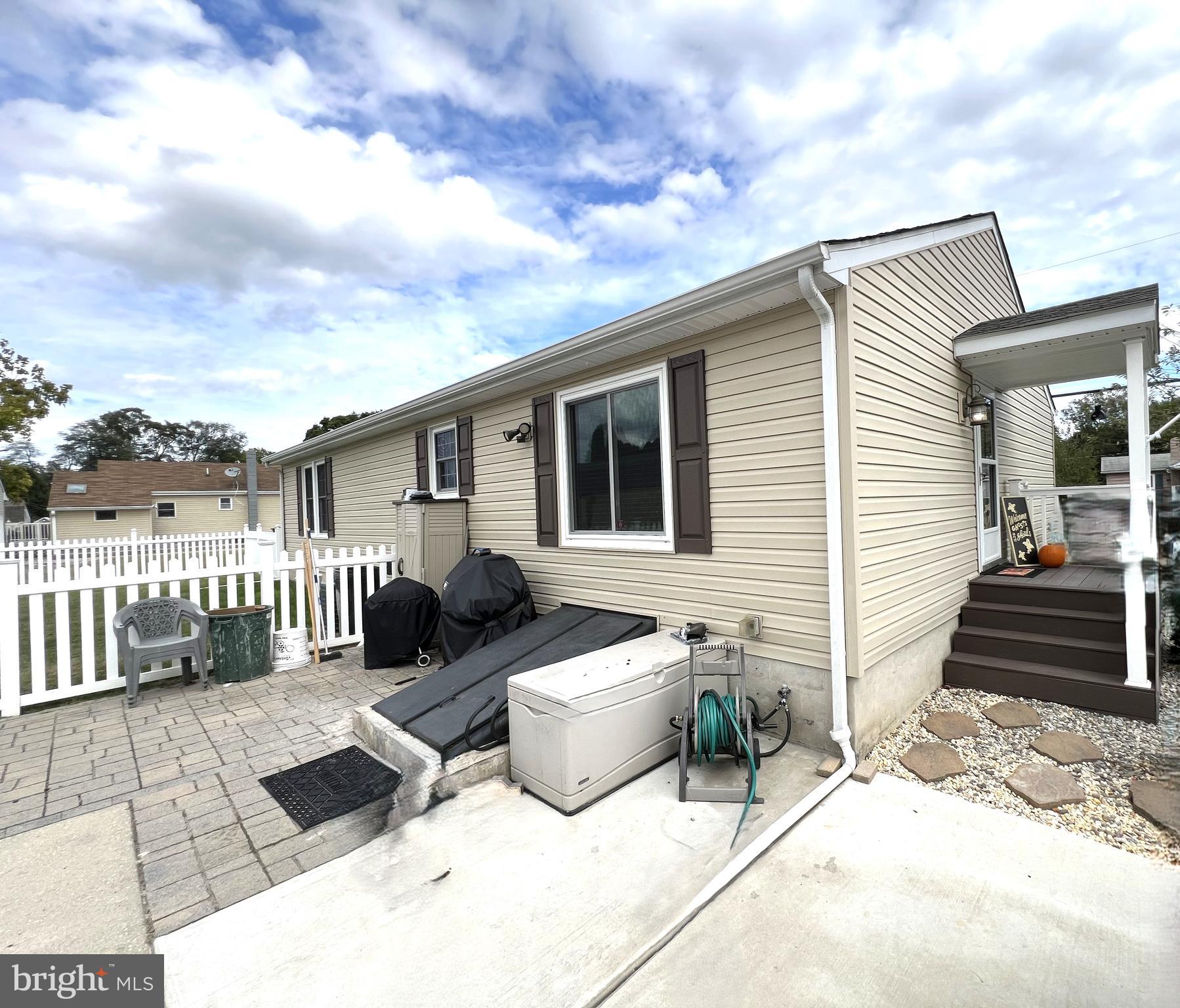 27 MORNINGSIDE DRIVE