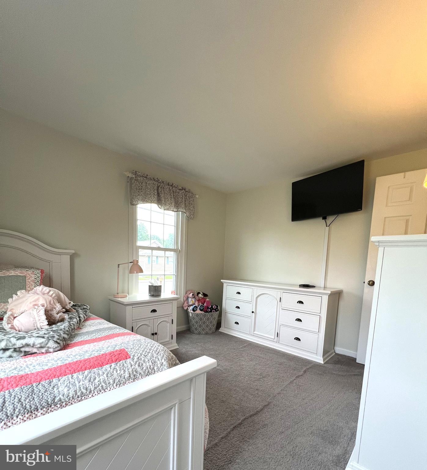 27 MORNINGSIDE DRIVE