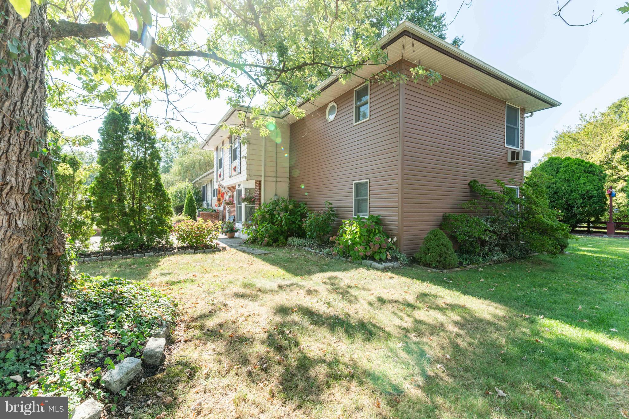10 DELAWARE DRIVE