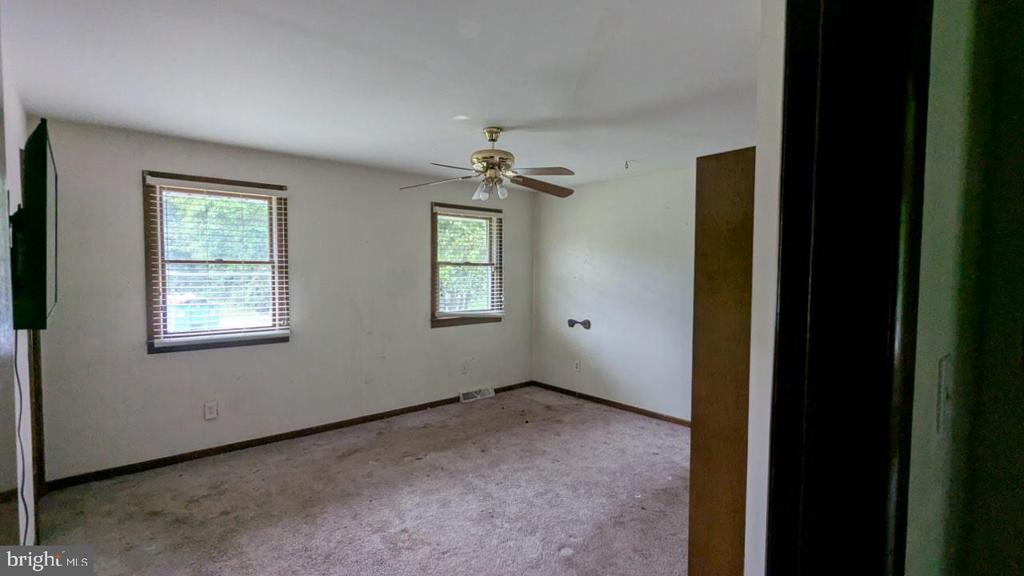 497 ROBINSON ROAD