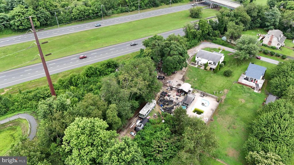 497 ROBINSON ROAD