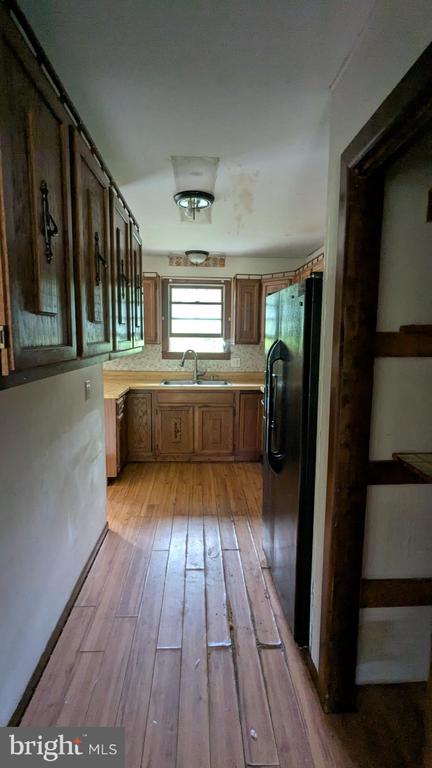 497 ROBINSON ROAD