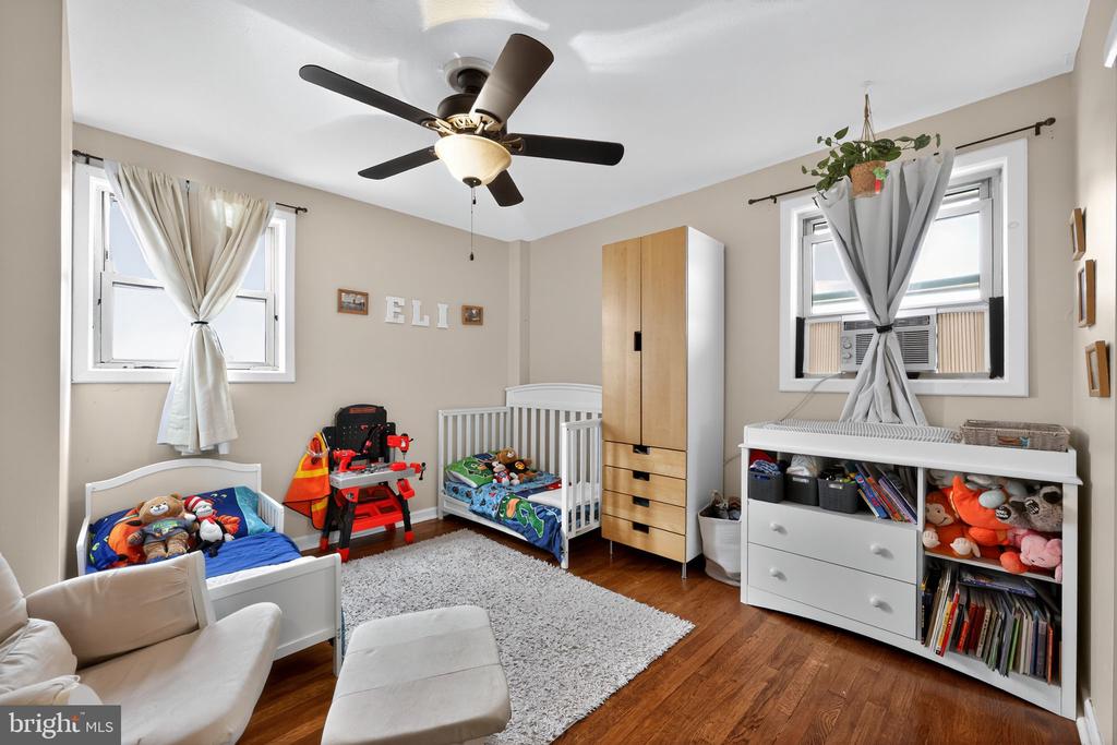 33 BEACH AVENUE