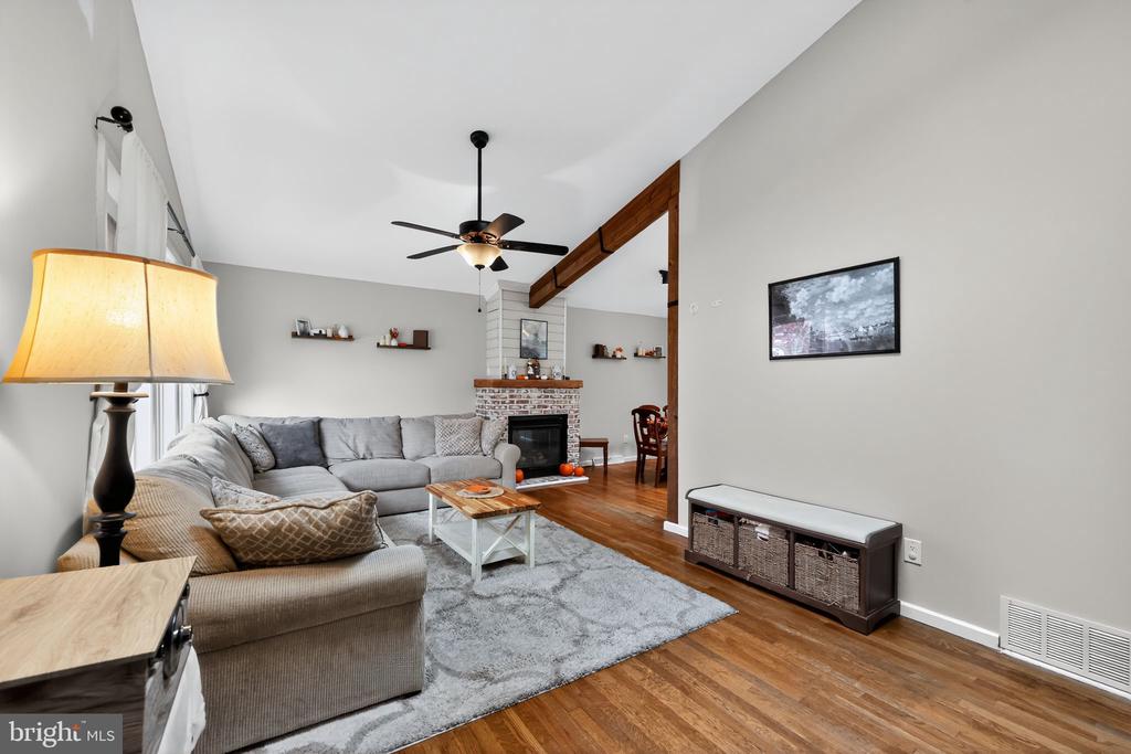 33 BEACH AVENUE