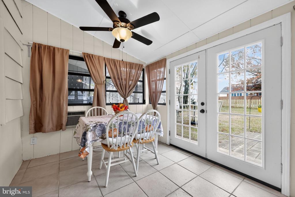 33 BEACH AVENUE