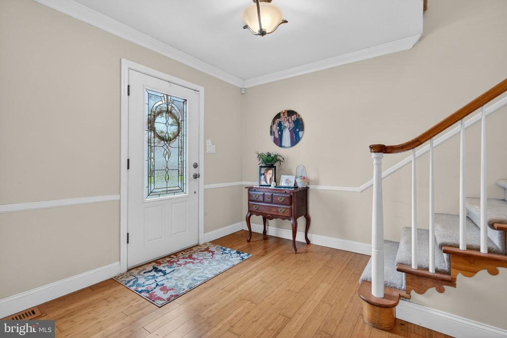 46 MAPLEWOOD AVENUE