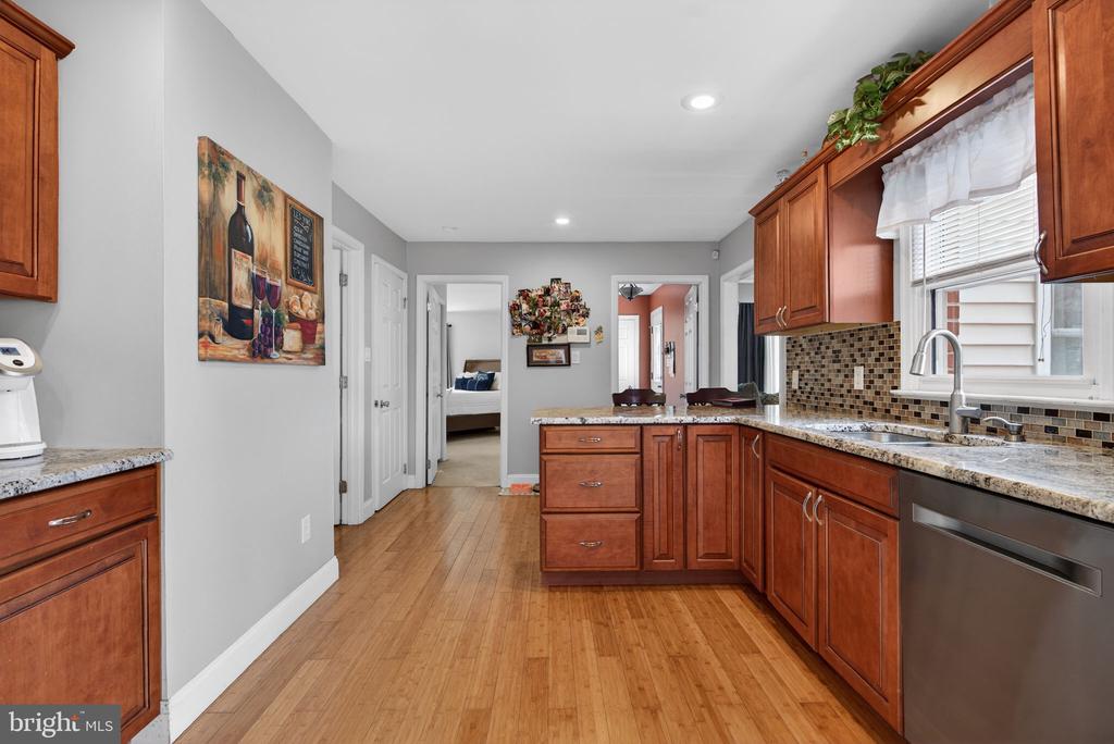 46 MAPLEWOOD AVENUE