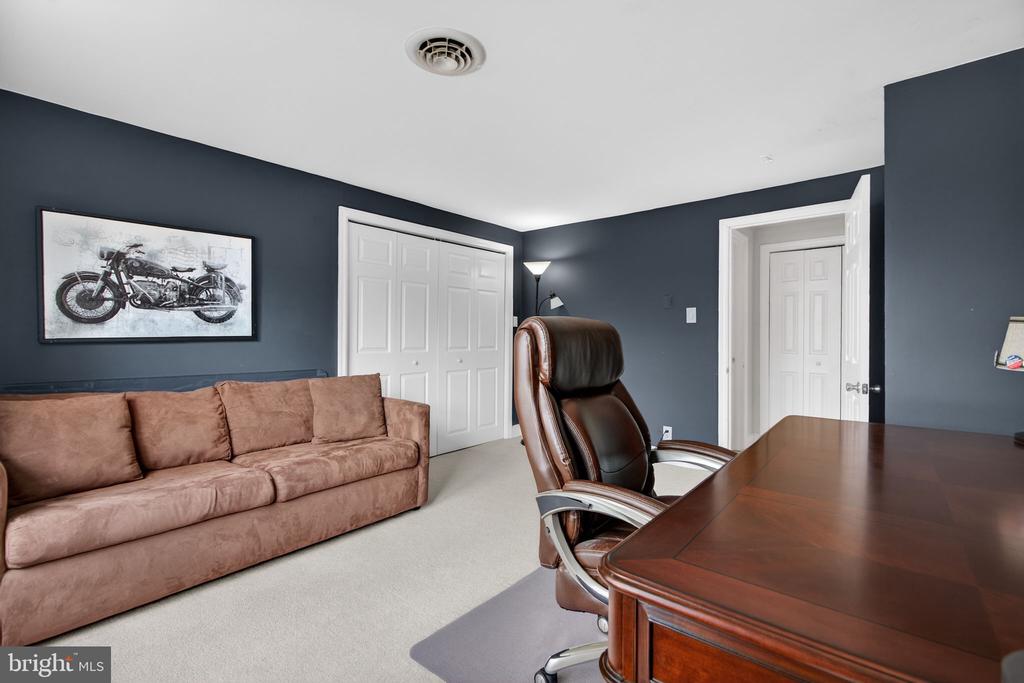 46 MAPLEWOOD AVENUE