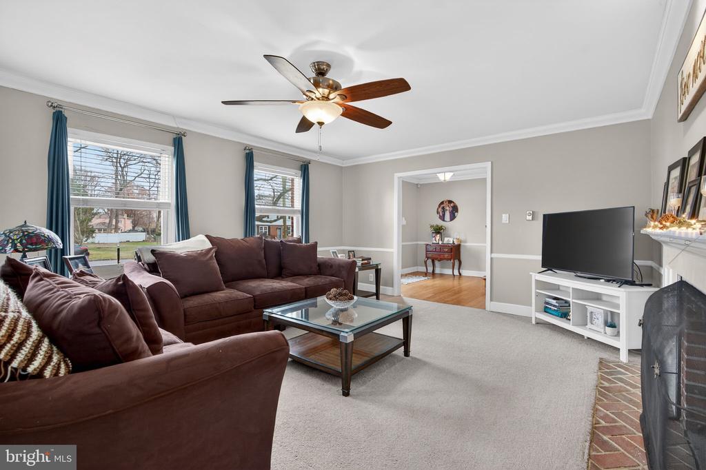 46 MAPLEWOOD AVENUE