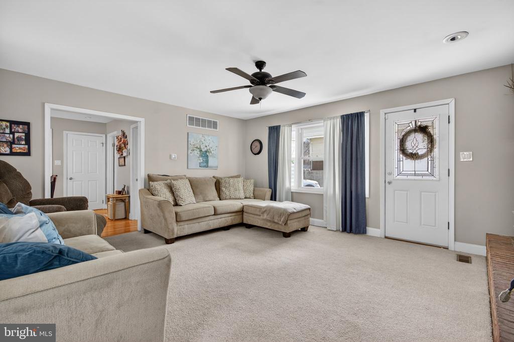 46 MAPLEWOOD AVENUE