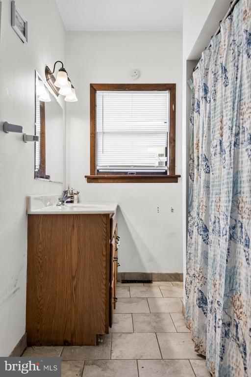 243 PALATINE ROAD