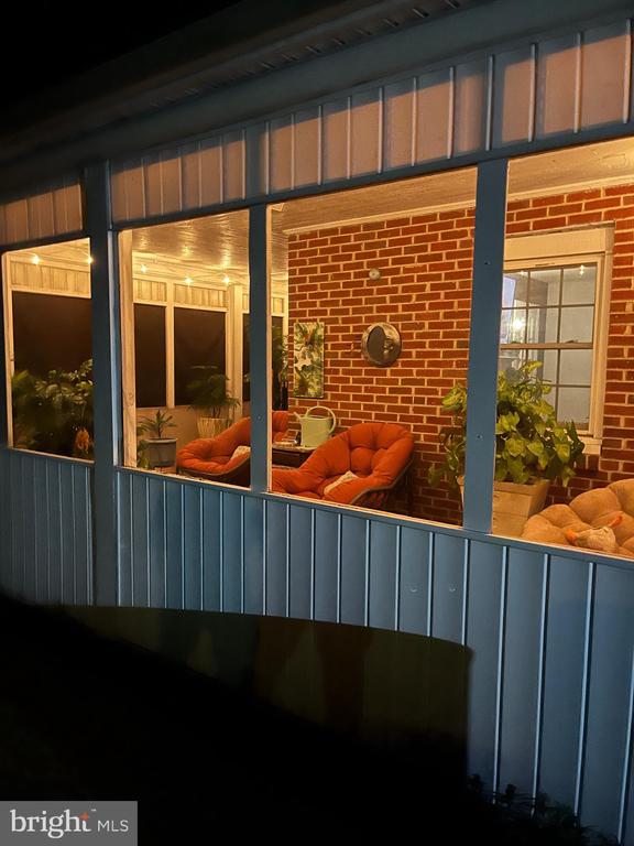 8 GEORGETOWN ROAD