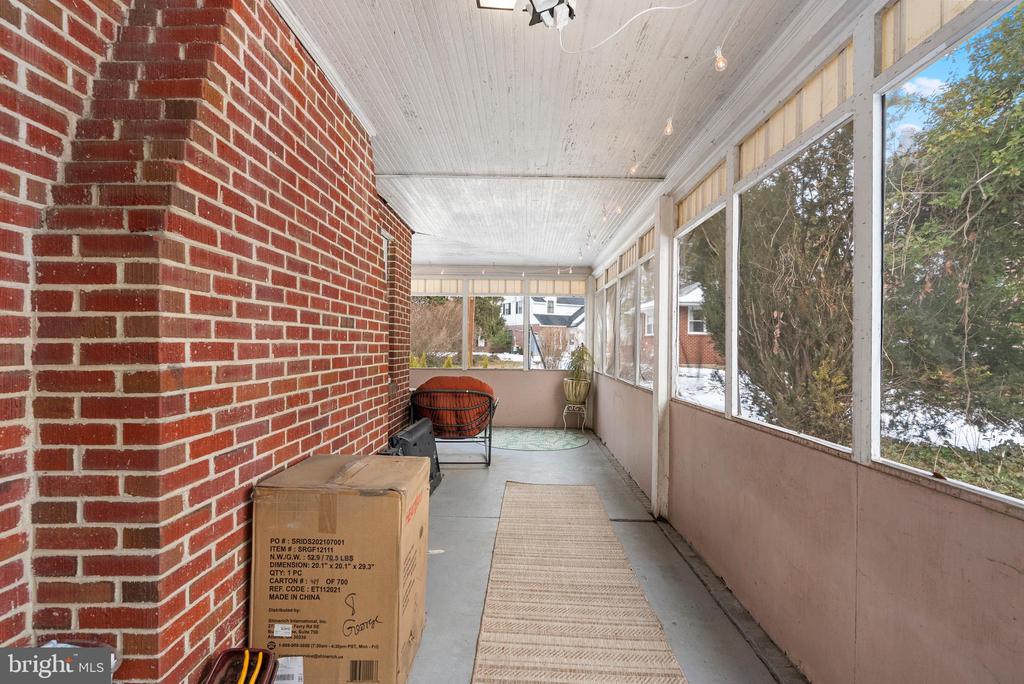 8 GEORGETOWN ROAD