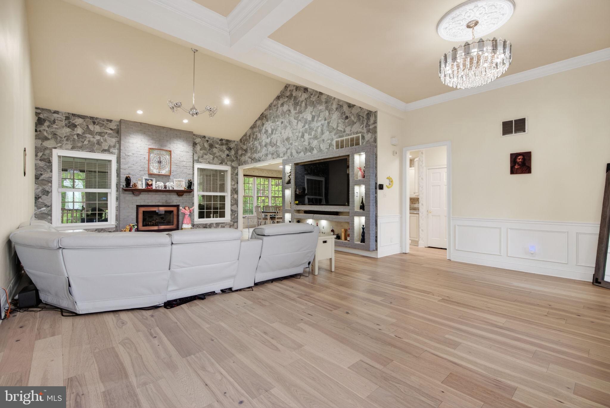 344 WHIG LANE