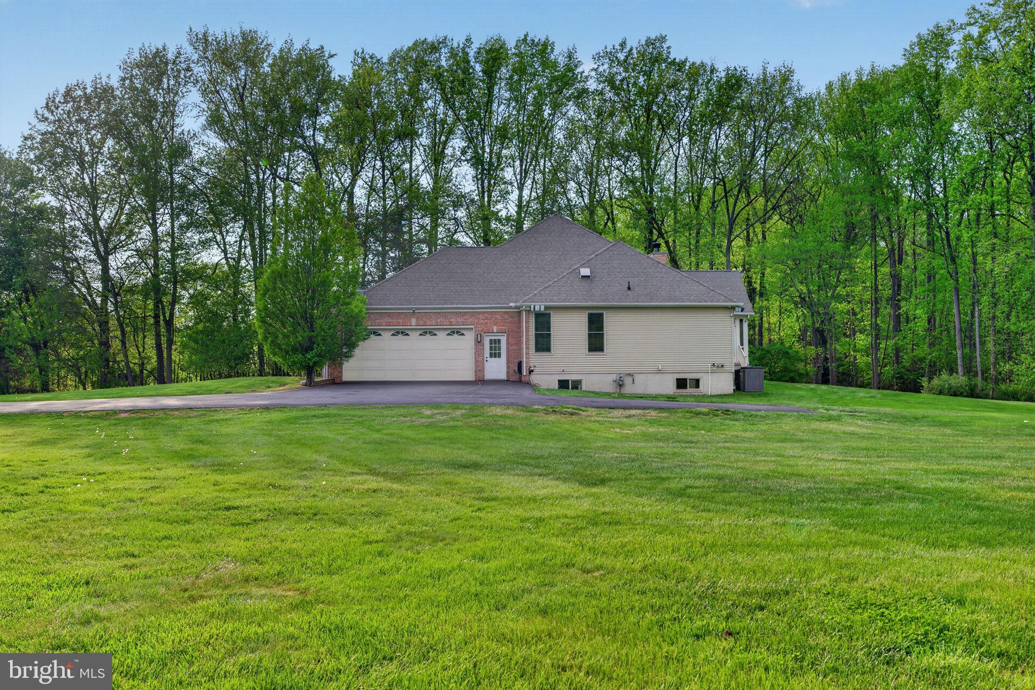 344 WHIG LANE