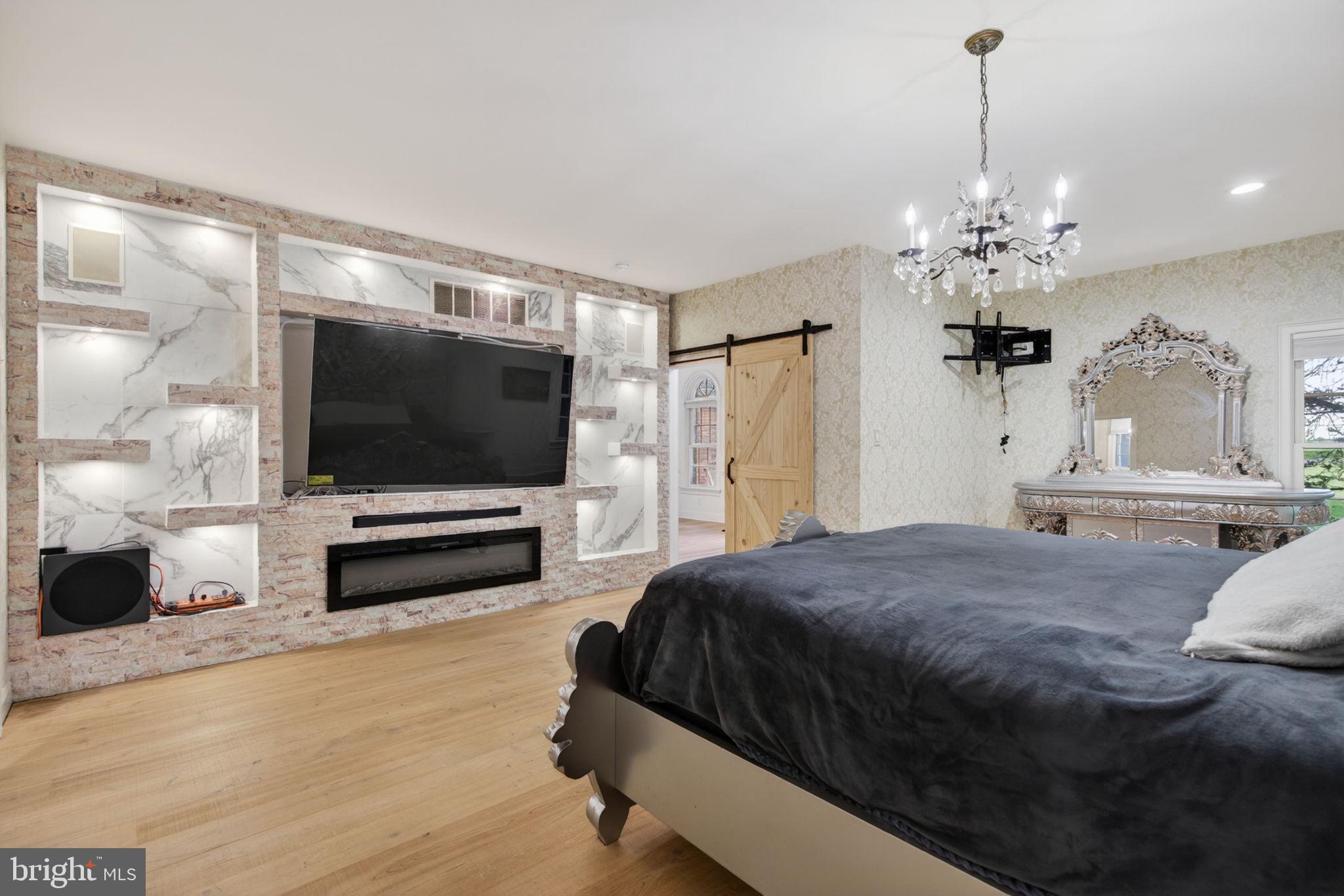 344 WHIG LANE