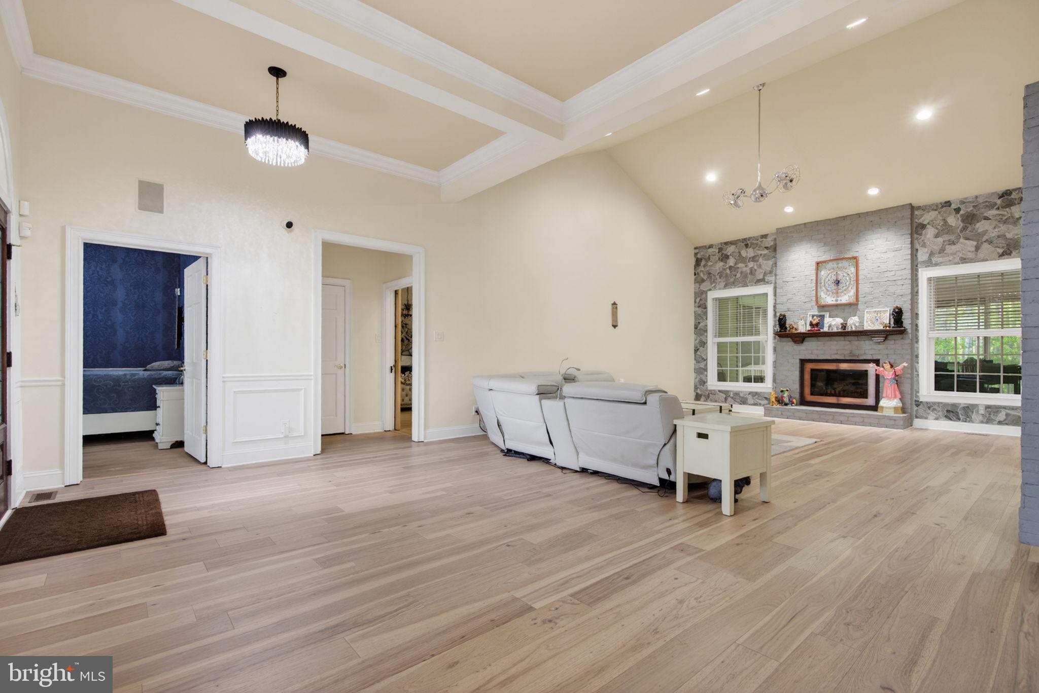344 WHIG LANE