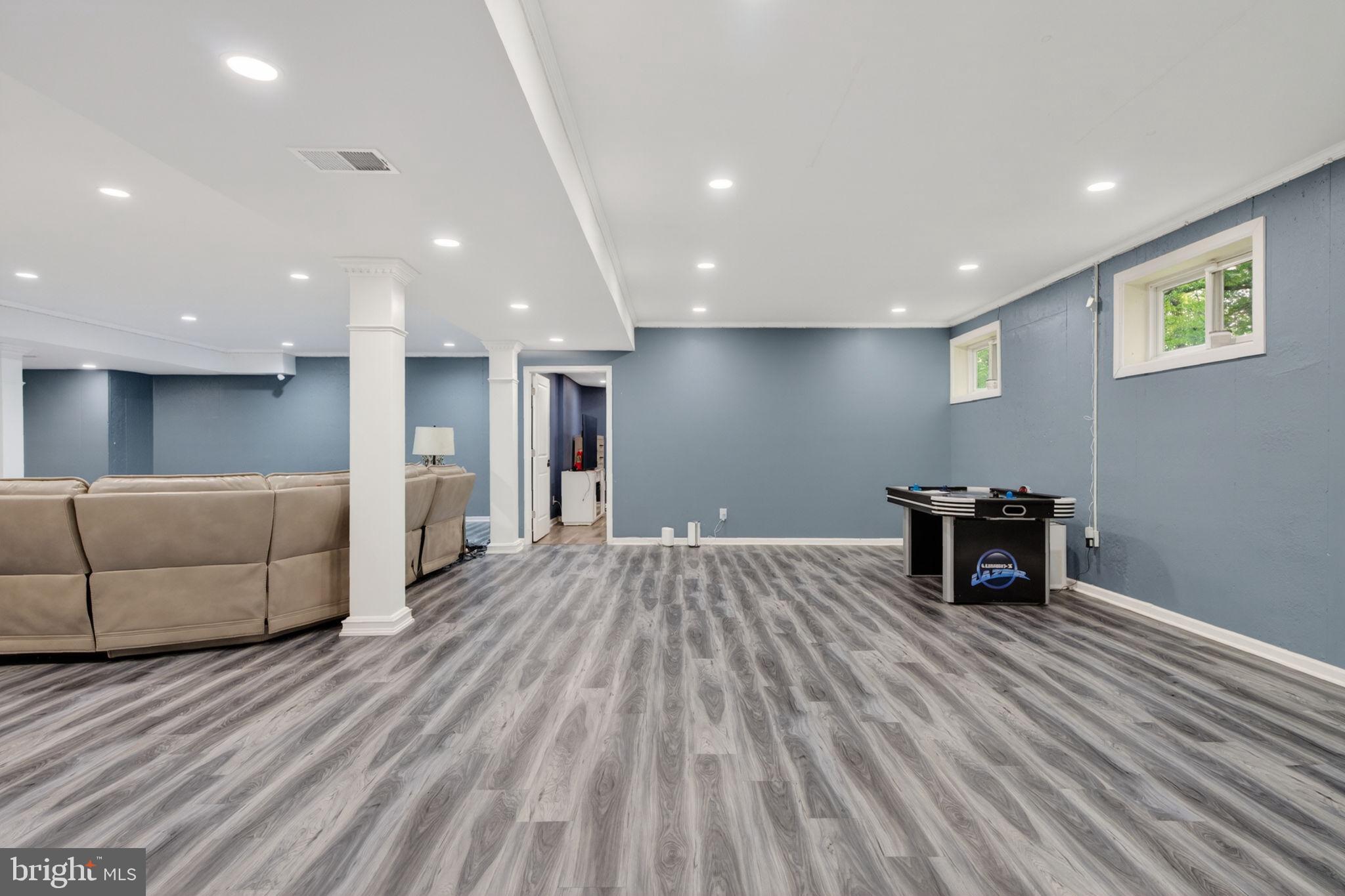 344 WHIG LANE