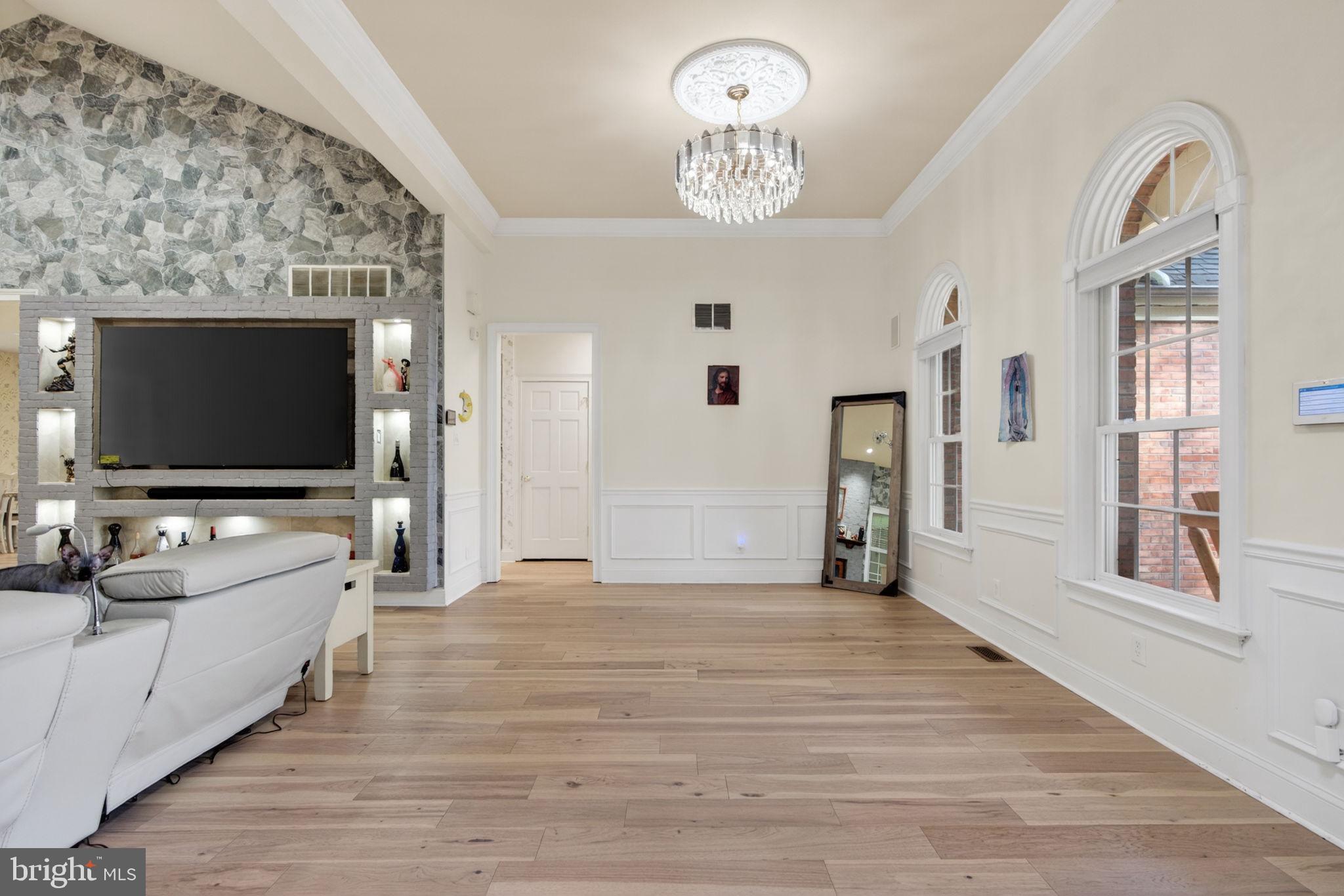 344 WHIG LANE