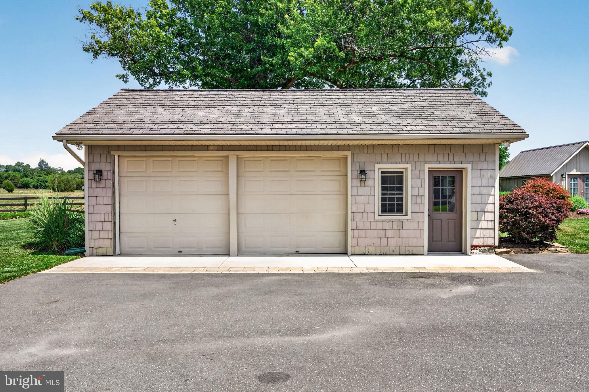 388 WOODSTOWN DARETOWN ROAD