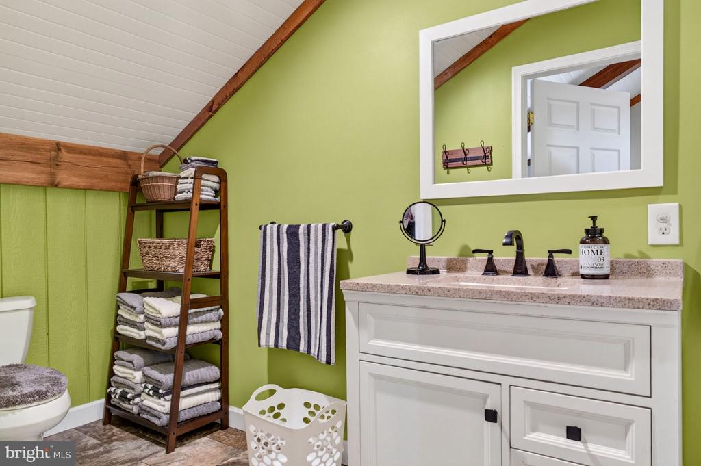 388 WOODSTOWN DARETOWN ROAD