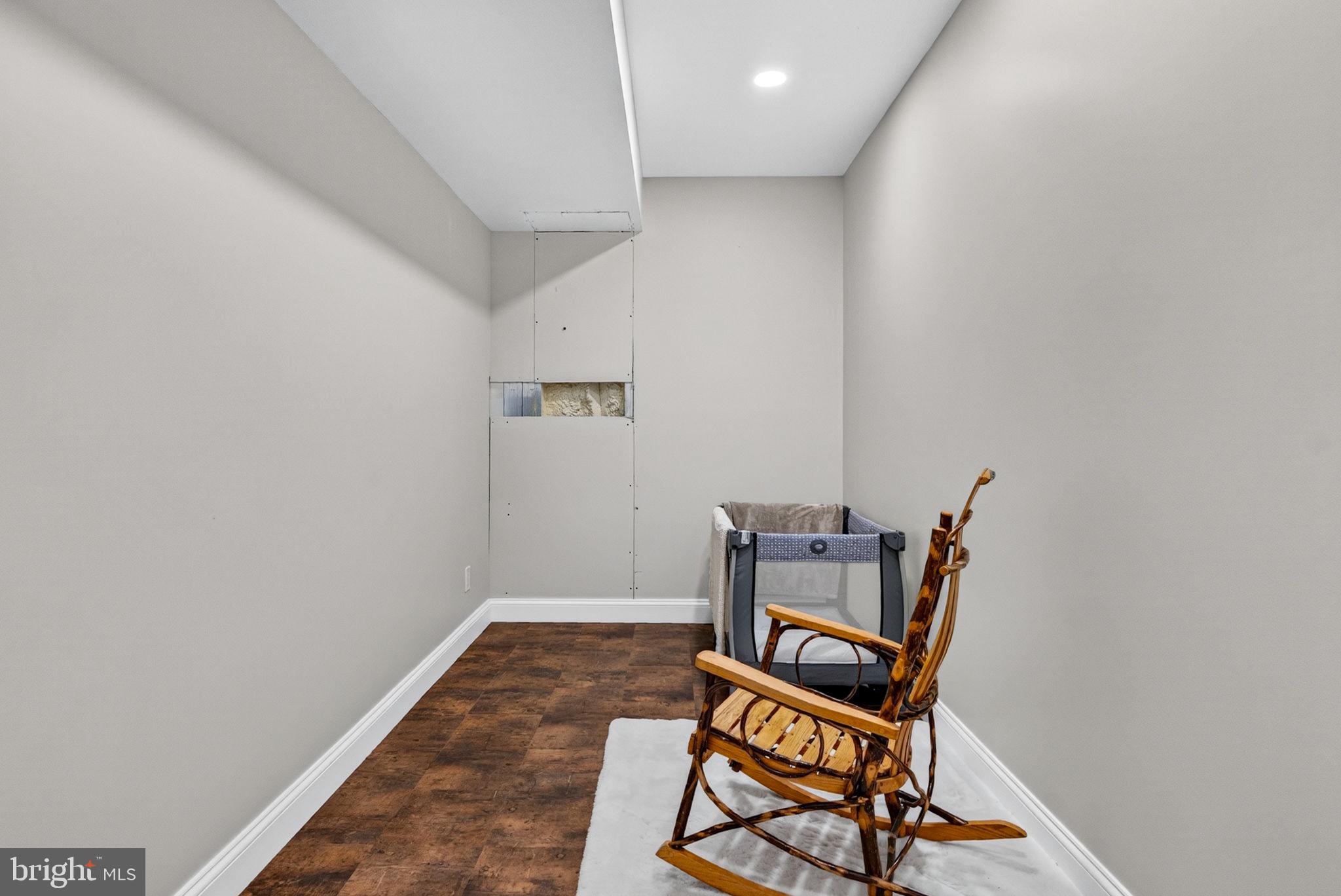 388 WOODSTOWN DARETOWN ROAD