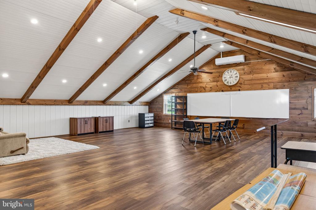 388 WOODSTOWN DARETOWN ROAD