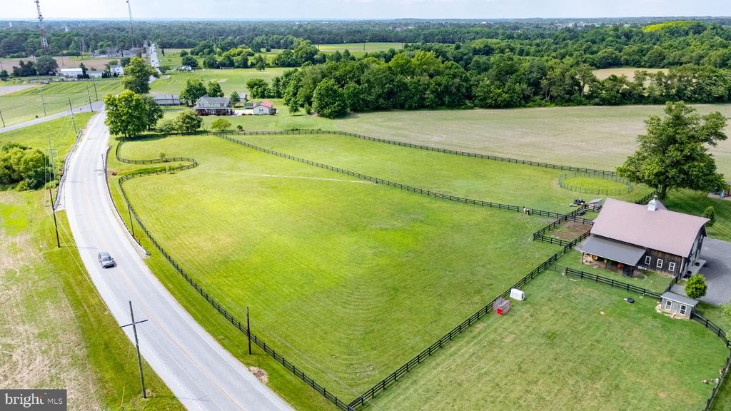 388 WOODSTOWN DARETOWN ROAD