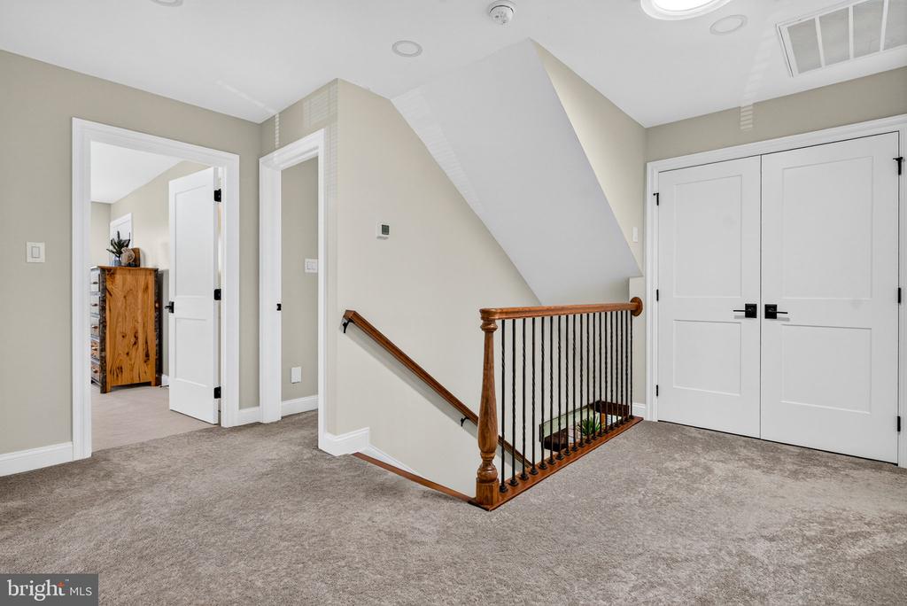 388 WOODSTOWN DARETOWN ROAD