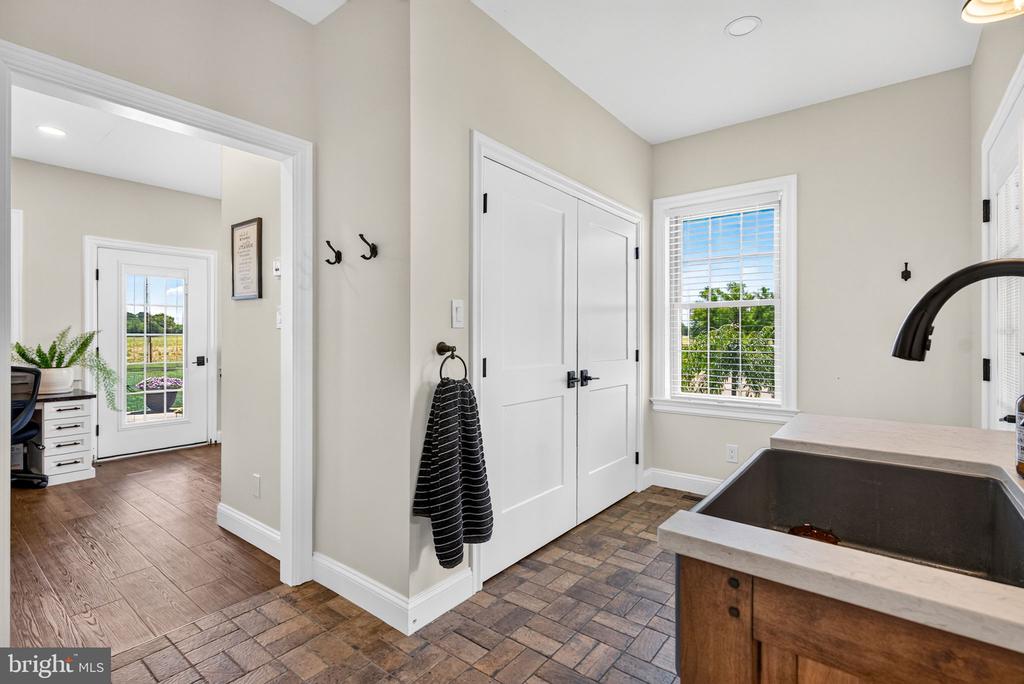 388 WOODSTOWN DARETOWN ROAD