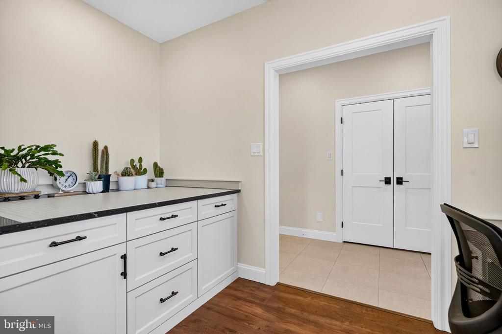388 WOODSTOWN DARETOWN ROAD