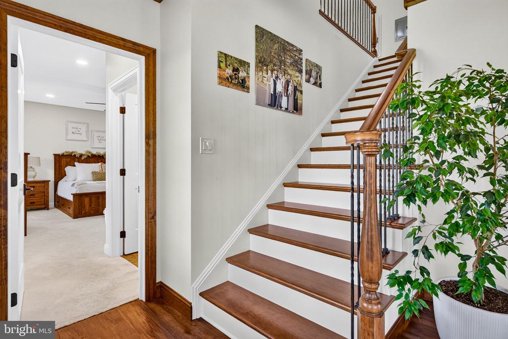 388 WOODSTOWN DARETOWN ROAD