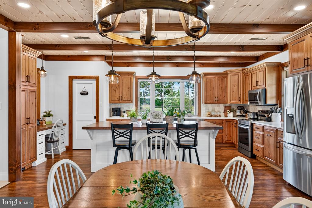 388 WOODSTOWN DARETOWN ROAD