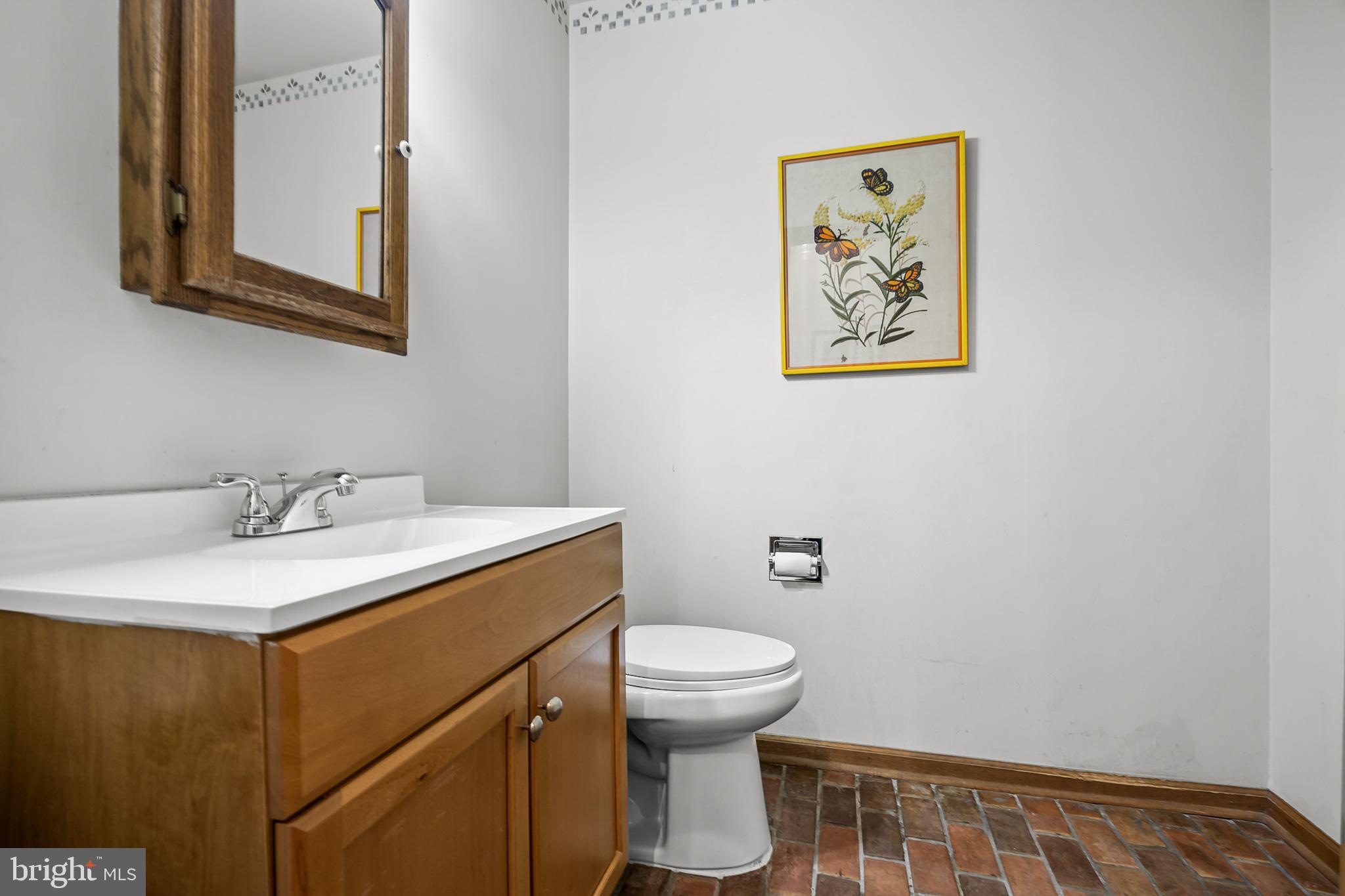 5 BUTTONWOOD DRIVE